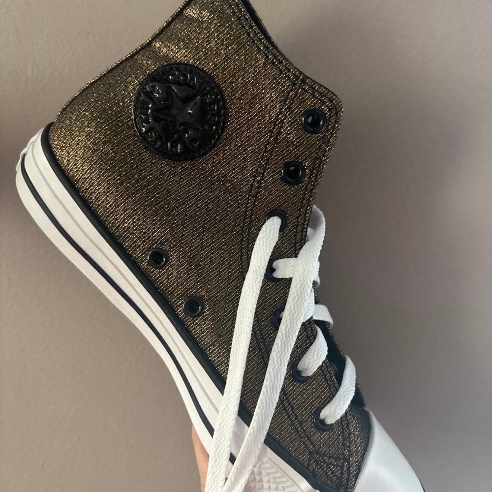 Converse shoes